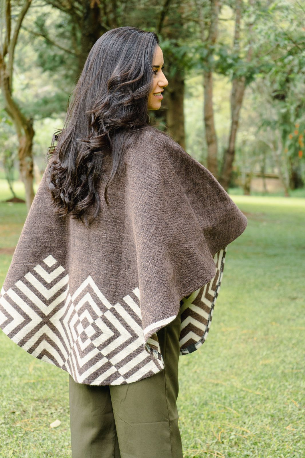 Women Cape, Cloak Poncho, Andean Quilt Pattern